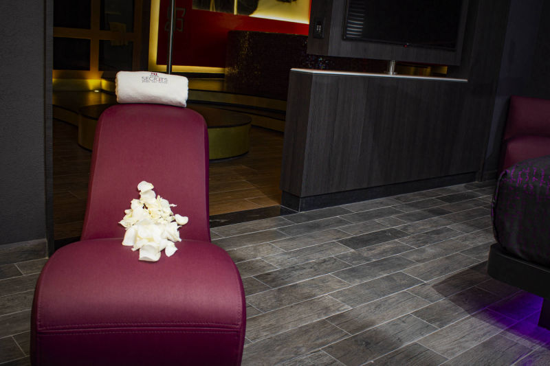 Passion Secrets - Villas and Suites, moteles de México, hoteles con jacuzzi, motel Toluca, boutique, cerca de mi auto, hotel, con alberca, tubo, de mi ubicación, sexo, juguetes, sexuales, table dance