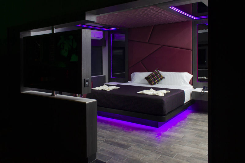 Passion Secrets - Villas and Suites, moteles de México, hoteles con jacuzzi, motel Toluca, boutique, cerca de mi auto, hotel, con alberca, tubo, de mi ubicación, sexo, juguetes, sexuales, table dance